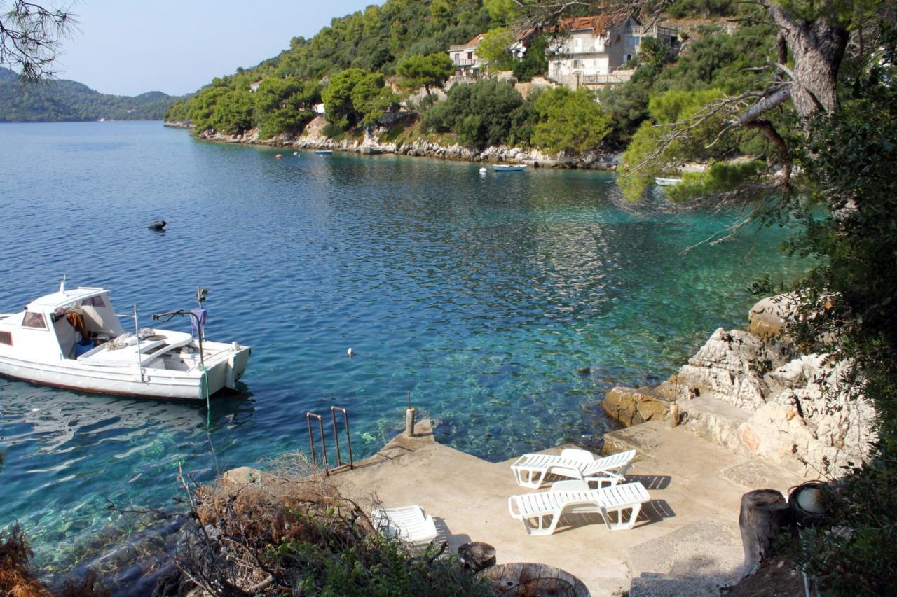 Apartments By The Sea Ubli, Lastovo - 8354 Uble Екстер'єр фото