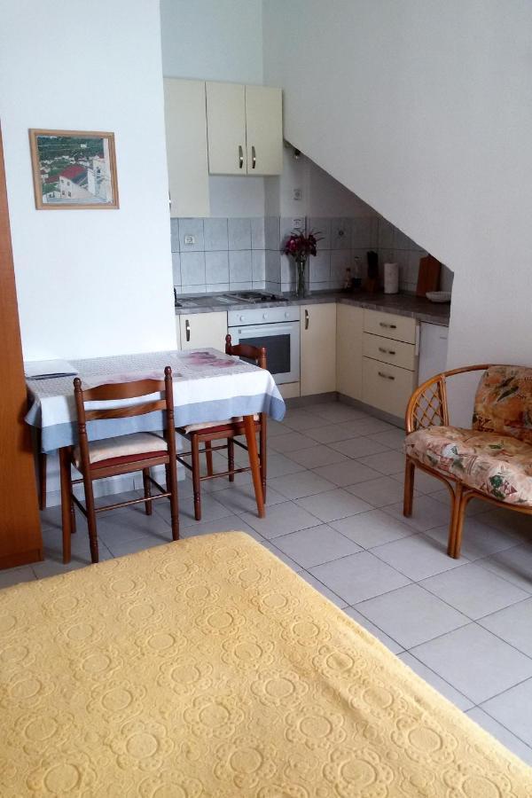 Apartments By The Sea Ubli, Lastovo - 8354 Uble Екстер'єр фото